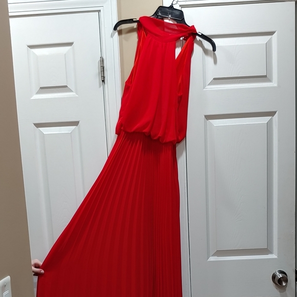 😍 Aqua Dress 😍 - Picture 3 of 7